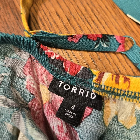 Torrid Fit &Flare Tunic Top 4X EUC - Picture 3 of 11